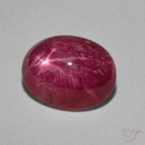 Rubino stellato naturale porpora da 4,76 ct, taglio ovale, opaco