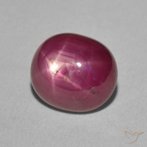 Rubino Stellato Magenta intenso naturale da 5.07 ct, Ovale, Opaco