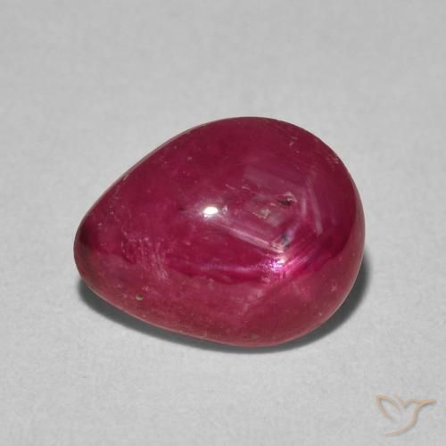 Rubino Stellato Rosso medio naturale da 2.84 ct, Forma a pera, Opaco