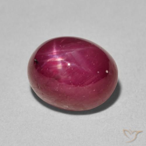 Rubino Stellato Rosso scuro naturale da 4.69 ct, Ovale, Opaco