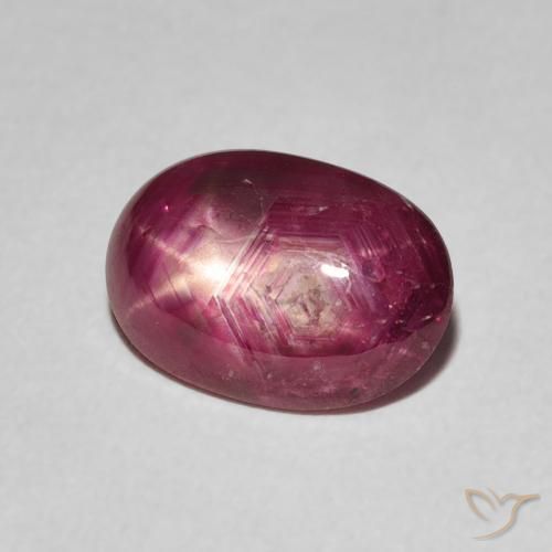 Rubino Stellato Rosso scuro naturale da 3.19 ct, Ovale, Opaco