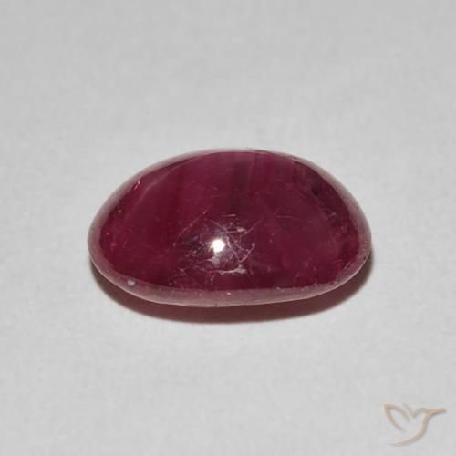 Rubino Stellato Rosso scuro naturale da 3.60 ct, Ovale, Opaco