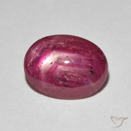 Rubino Stellato Rosso medio naturale da 3.16 ct, Ovale, Opaco