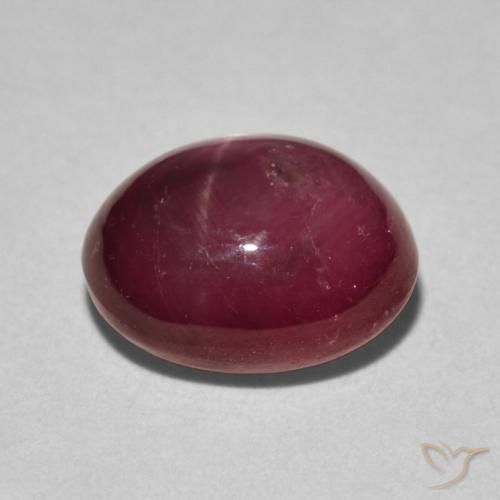 Rubino Stellato Rosso medio naturale da 5.39 ct, Ovale, Opaco