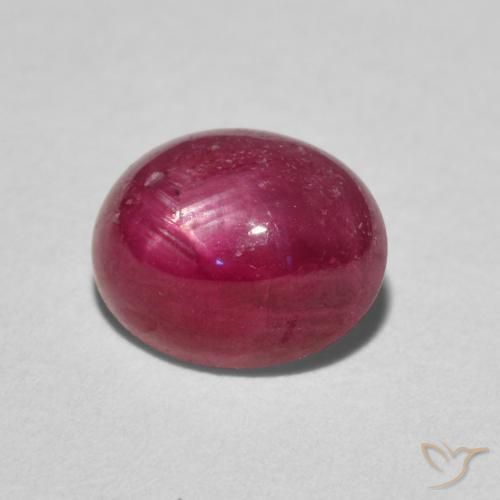 Rubino Stellato Rosso tendente al rosa naturale da 3.24 ct, Ovale, Opaco