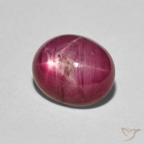 Rubino Stellato Rosso tendente al rosa naturale da 3.83 ct, Ovale, Opaco