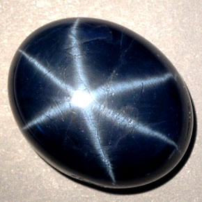 Zaffiro stellato Blu scuro naturale da 9.13 ct, Taglio ovale, Opaco