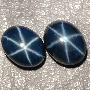 Zaffiro stellato naturale blu da  ct, taglio ovale, traslucido