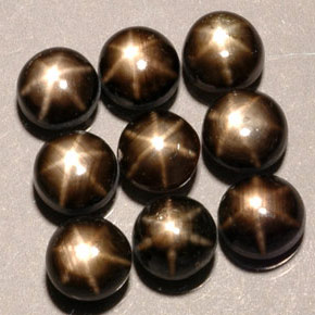Zaffiro stellato naturale nero da  ct, taglio rotondo, opaco