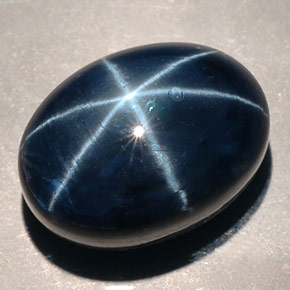 Zaffiro stellato naturale blu da 16,77 ct, taglio ovale, opaco