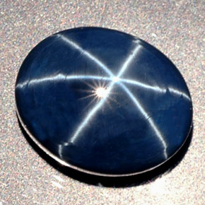 Zaffiro stellato naturale blu da 16,41 ct, taglio ovale, opaco