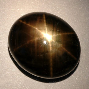 Zaffiro stellato naturale nero da 24,91 ct, taglio ovale, opaco