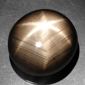 Zaffiro stellato naturale nero da 41,92 ct, taglio ovale, opaco