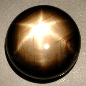 Zaffiro stellato Nero naturale da 32.61 ct, Taglio rotondo, Opaco