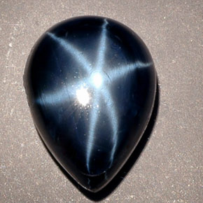Zaffiro stellato naturale blu da 8,38 ct, taglio a pera, opaco