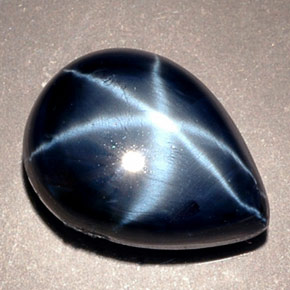 Zaffiro stellato naturale blu da 8,38 ct, taglio a pera, opaco