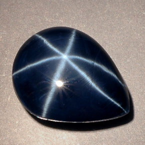 Zaffiro stellato naturale blu da 7,89 ct, taglio a pera, opaco