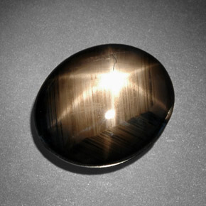 Zaffiro stellato naturale nero da 10,78 ct, taglio ovale, opaco
