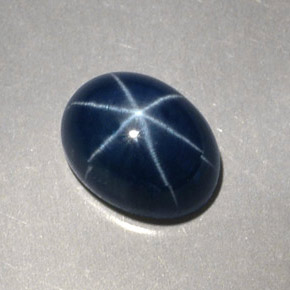 Zaffiro stellato naturale blu da 2,52 ct, taglio ovale, opaco