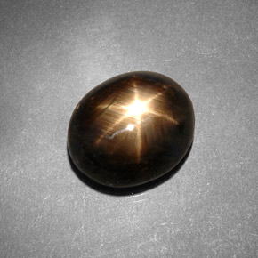 Zaffiro stellato Nero naturale da 7.46 ct, Taglio ovale, Opaco