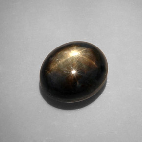 Zaffiro stellato naturale nero da 12,34 ct, taglio ovale, opaco