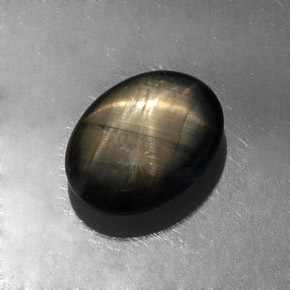 Zaffiro stellato Nero naturale da 4.26 ct, Taglio ovale, Opaco