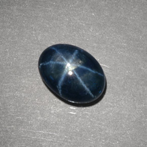 Zaffiro stellato naturale blu da 2,31 ct, taglio ovale, opaco