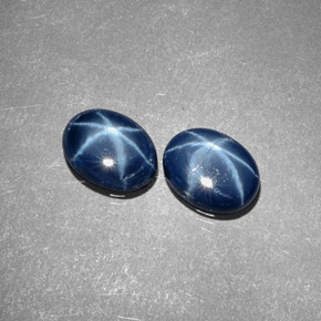 Zaffiro stellato naturale blu da  ct, taglio ovale, opaco