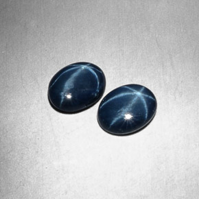 Zaffiro stellato naturale blu da  ct, taglio ovale, opaco
