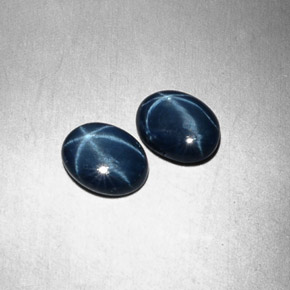 Zaffiro stellato naturale blu da  ct, taglio ovale, opaco
