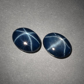 Zaffiro stellato naturale blu da  ct, taglio ovale, opaco
