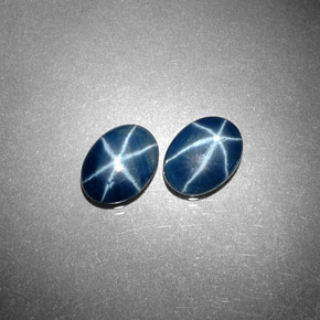 Zaffiro stellato naturale blu da  ct, taglio ovale, opaco