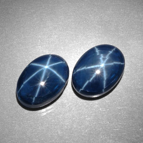 Zaffiro stellato naturale blu da  ct, taglio ovale, opaco
