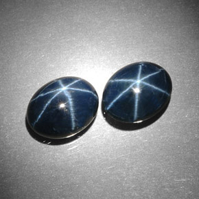 Zaffiro stellato naturale blu da  ct, taglio ovale, opaco
