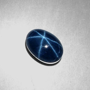 Zaffiro stellato Blu naturale da 3.37 ct, Taglio ovale, Opaco