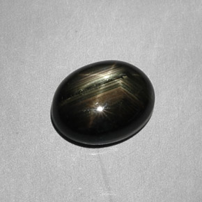 Zaffiro stellato Nero naturale da 6.26 ct, Taglio ovale, Opaco