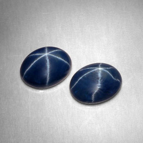 Zaffiro stellato naturale blu da  ct, taglio ovale, opaco