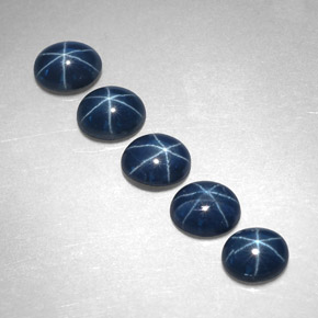 Zaffiro stellato naturale blu da  ct, taglio ovale, opaco