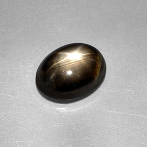 Zaffiro stellato naturale nero da 2,27 ct, taglio ovale, opaco