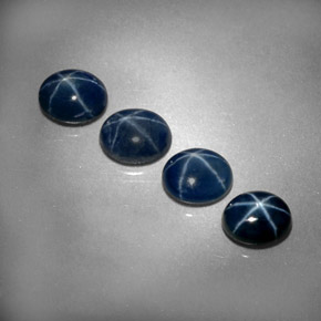 Zaffiro stellato naturale blu da  ct, taglio ovale, opaco
