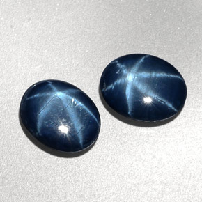 Zaffiro stellato naturale blu da  ct, taglio ovale, opaco