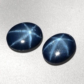 Zaffiro stellato naturale blu da  ct, taglio ovale, opaco