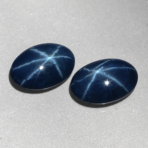Zaffiro stellato naturale blu da  ct, taglio ovale, opaco