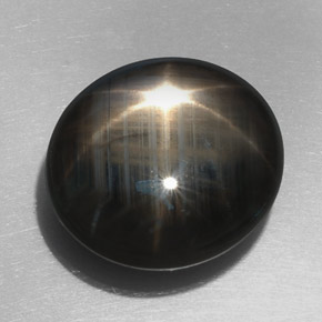 Zaffiro stellato naturale nero da 32,76 ct, taglio ovale, opaco
