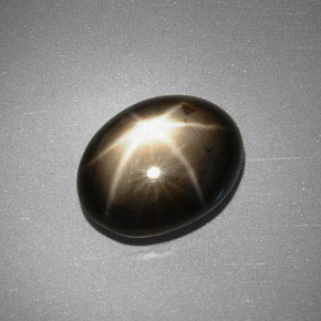 Zaffiro stellato naturale nero da 5,08 ct, taglio ovale, opaco