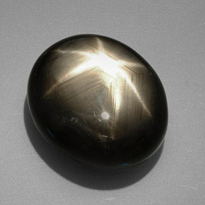 Zaffiro stellato naturale nero da 39,38 ct, taglio ovale, opaco