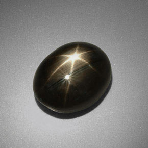Zaffiro stellato naturale nero da 9,92 ct, taglio ovale, opaco