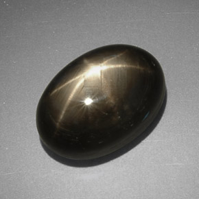 Zaffiro stellato naturale nero da 7,78 ct, taglio ovale, opaco