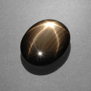 Zaffiro stellato naturale nero da 7,53 ct, taglio ovale, opaco