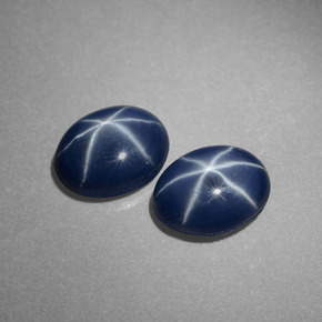 Zaffiro stellato naturale blu da  ct, taglio ovale, opaco